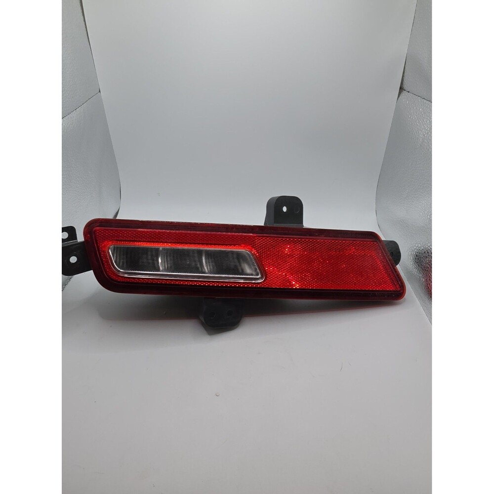 Mopar 68353118AA Right Reflex Lamp Assembly for 22-23 Grand Wagoneer  Genuine